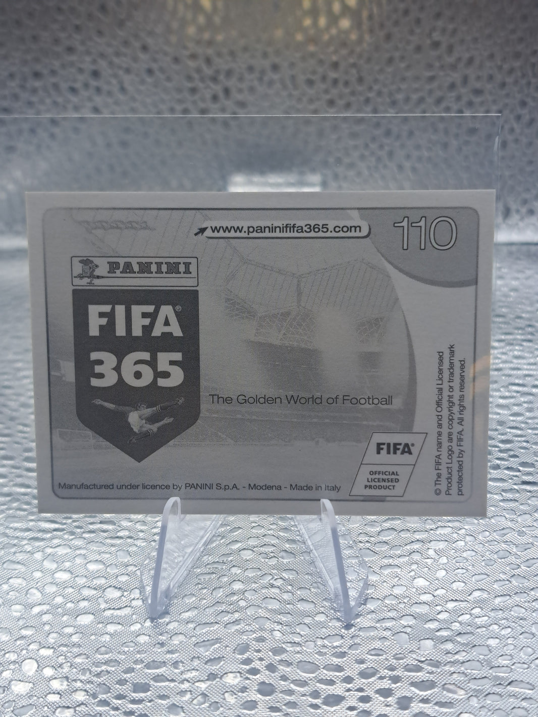 Panini Fifa 365 2017 Sticker No. 110 Lionel Messi Gold