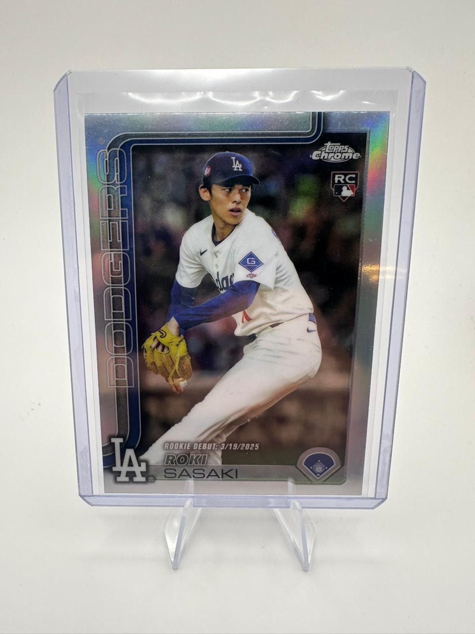 Roki Sasaki No. USC73 - Rookie Debut Refractor