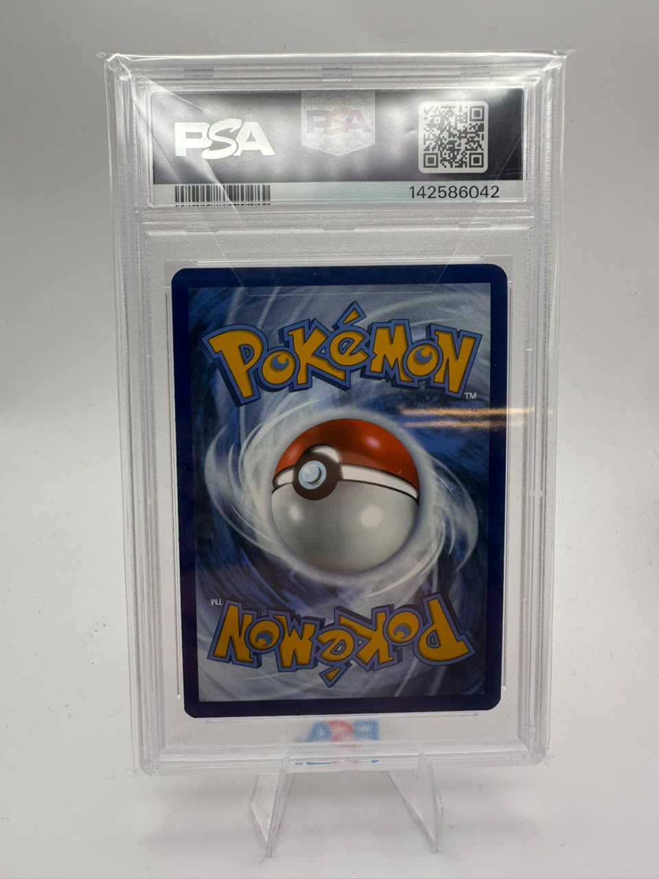 Oshawott No. 105/086 - Ilustration Rare - PSA 9 - White Flare 2025